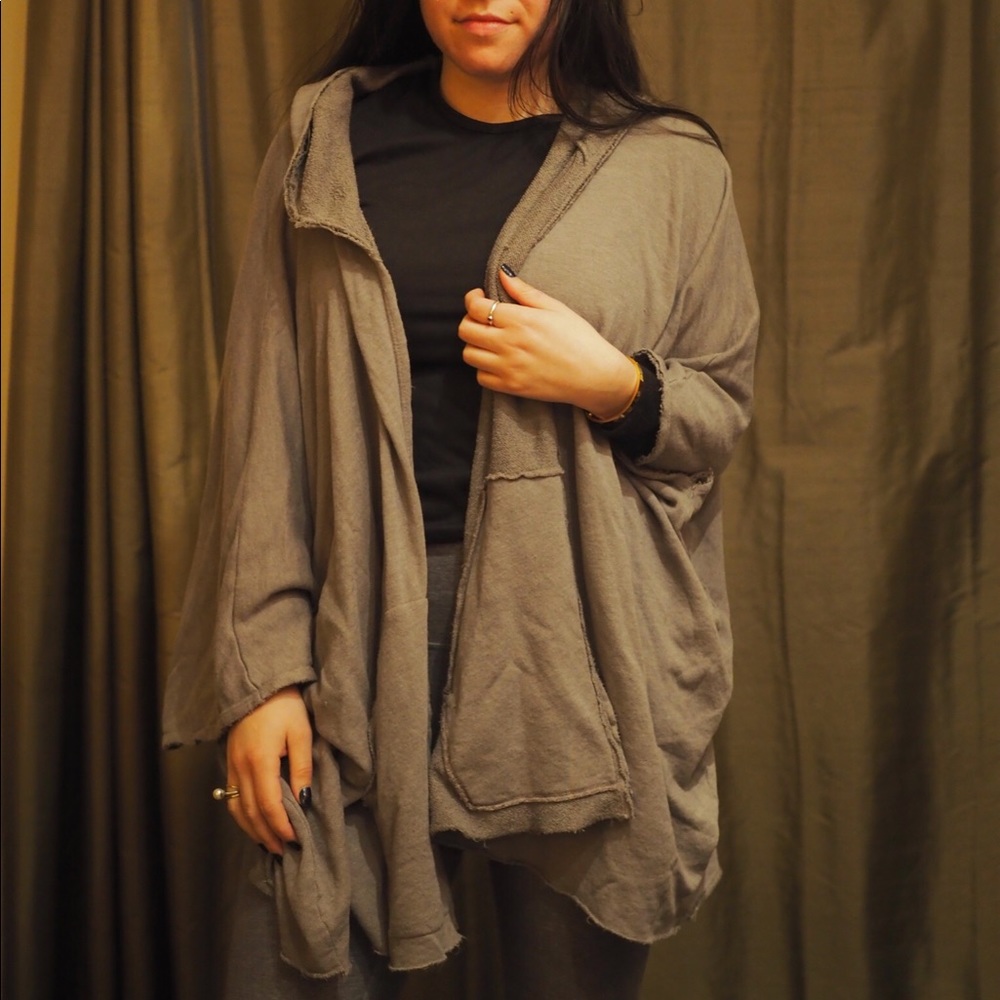 Oversized, cotton sweatshirt-sweater.